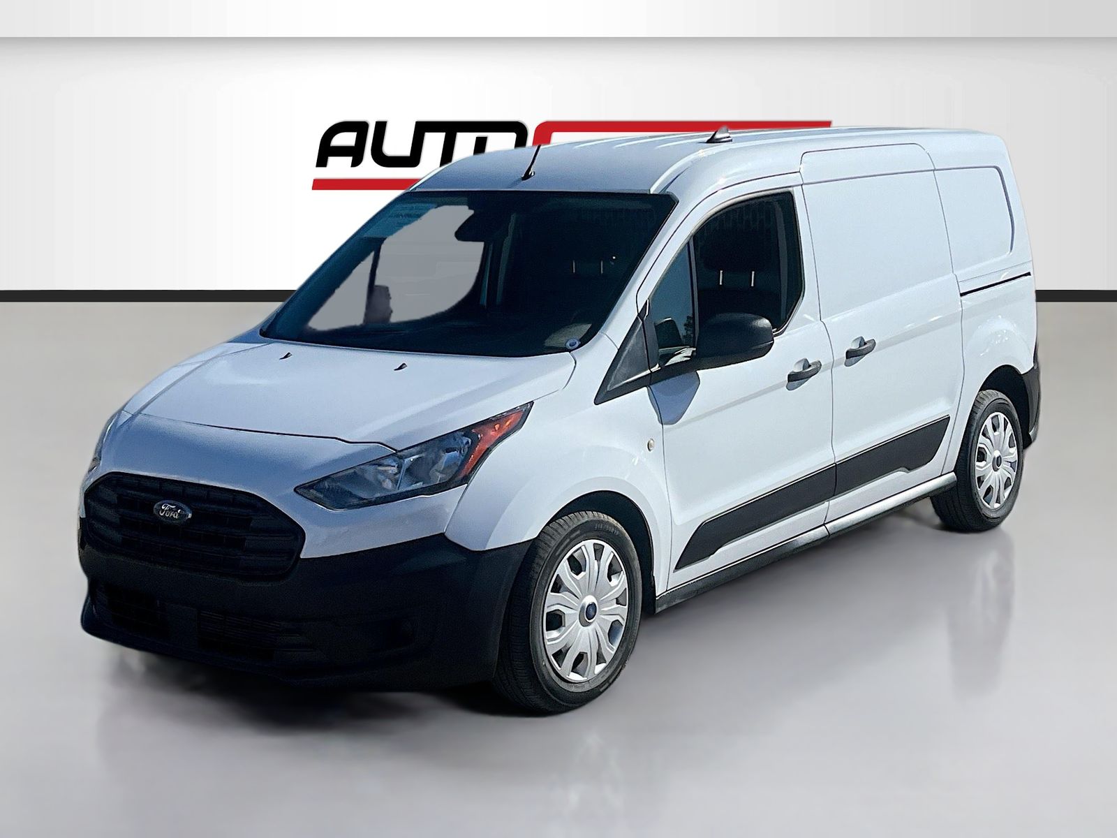 Used 2023 White Ford XL image 3