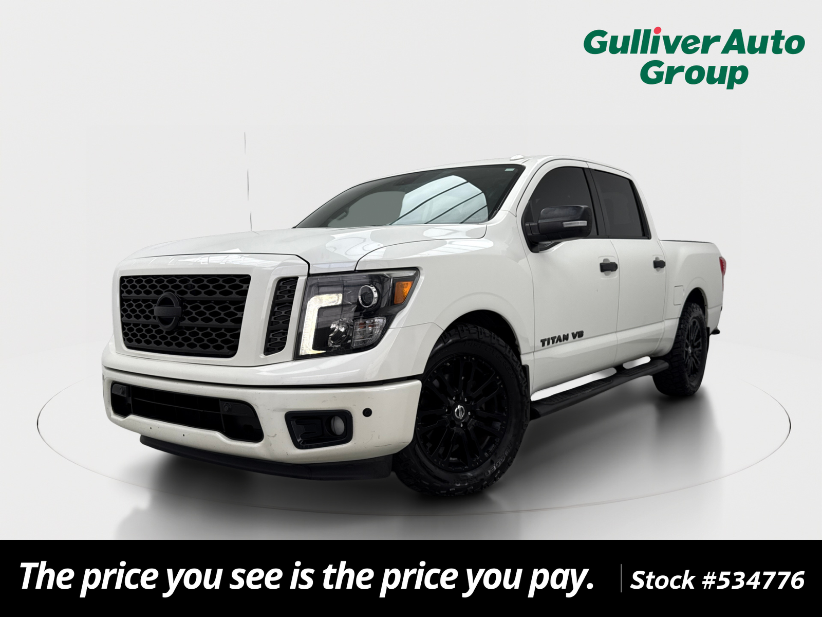 2018 Nissan Titan SV 4X2 Crew Cab's photo