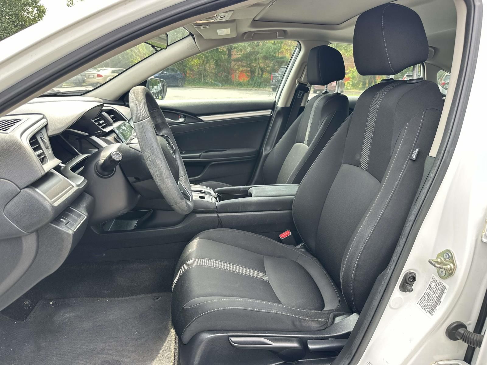 Used 2017  Honda EX image 8