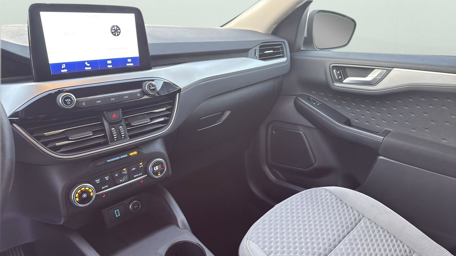 Used Car 2020 Ford Escape  Se For Sale Under $20,000 In Austin, Texas