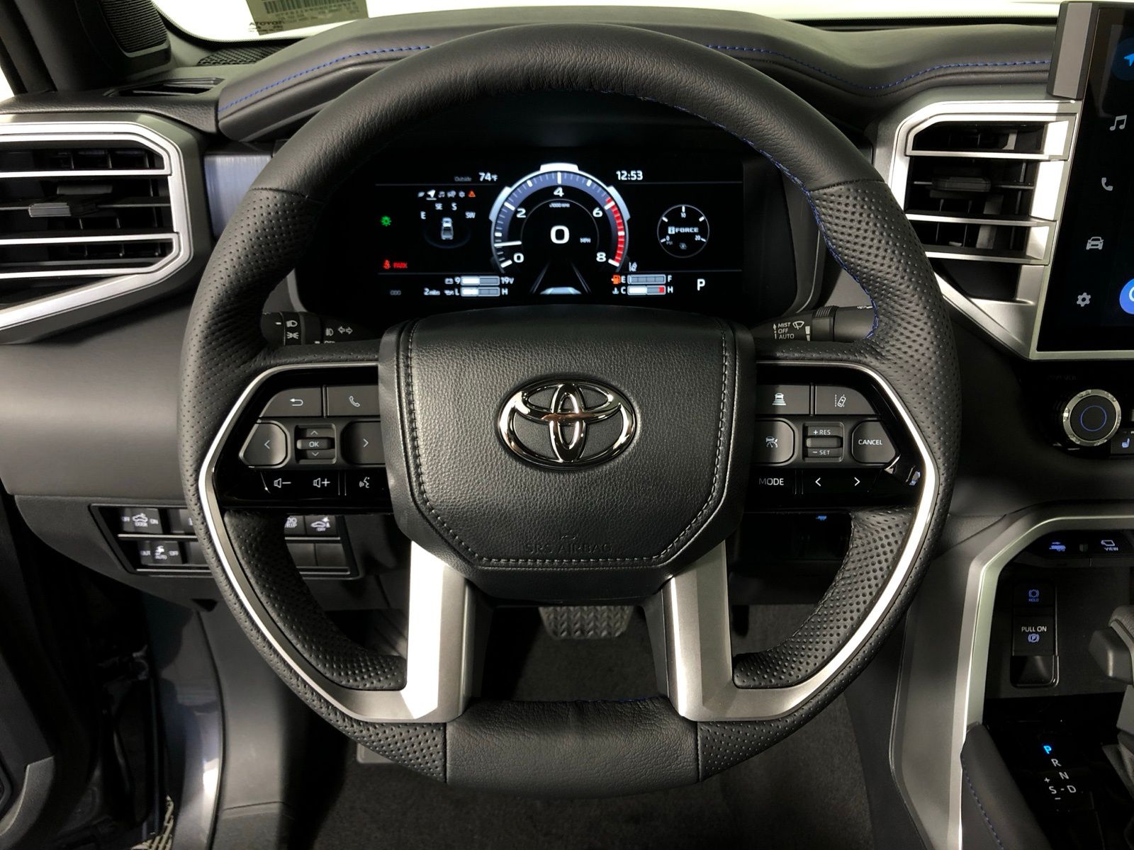 2025 Toyota Tundra Platinum 12