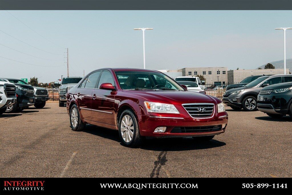 Dark Cherry Red Mica 2009 Hyundai Sonata Sedan Front-Wheel Drive 5-Speed Automatic Overdrive