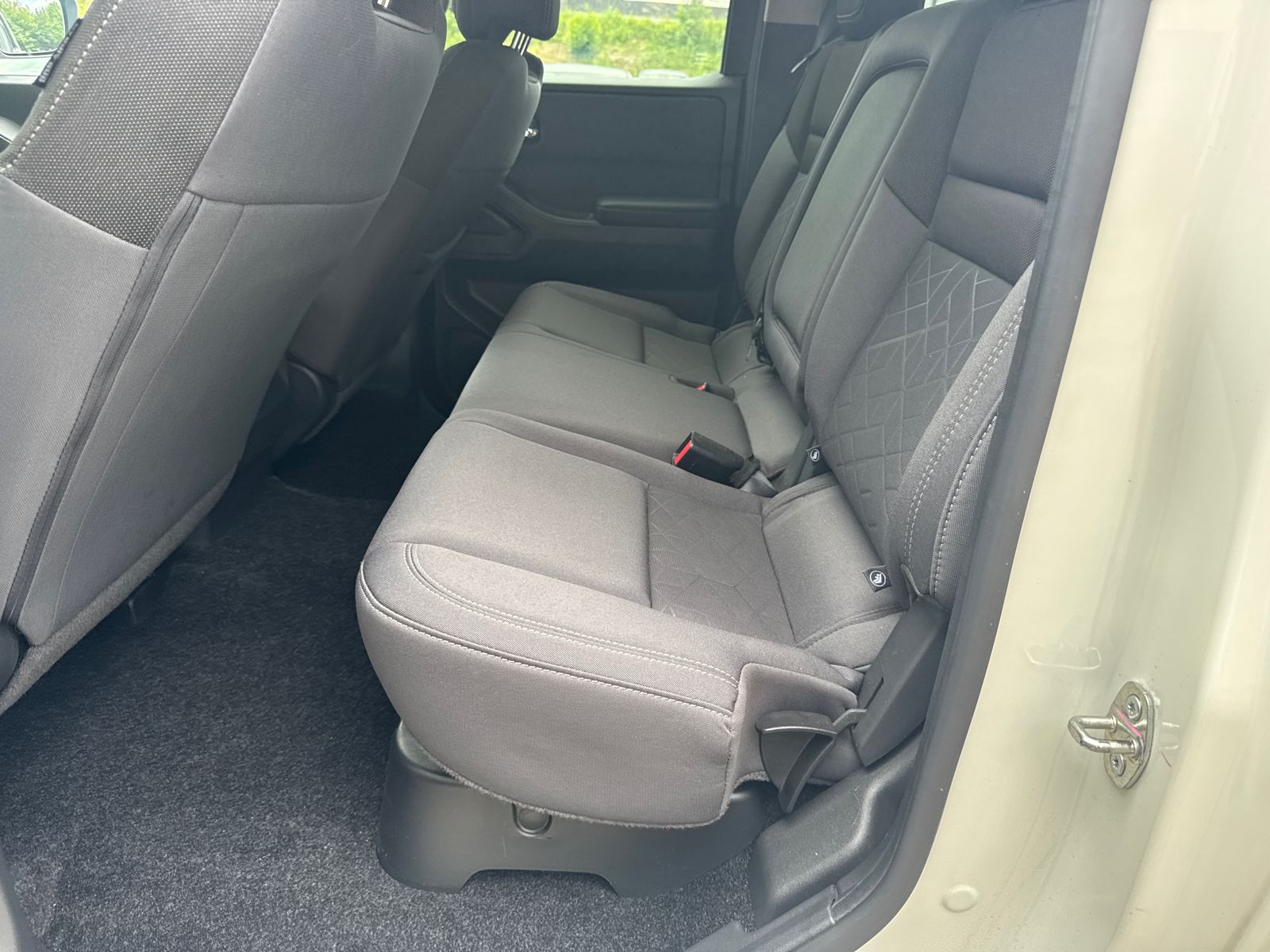 Used 2025 White Nissan SV image 19