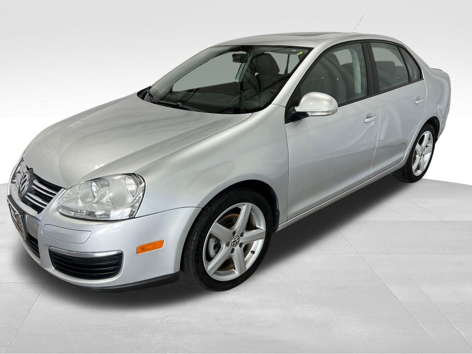 Used Car 2010 Volkswagen Jetta  For Sale Under $10,000 In Austin, Texas