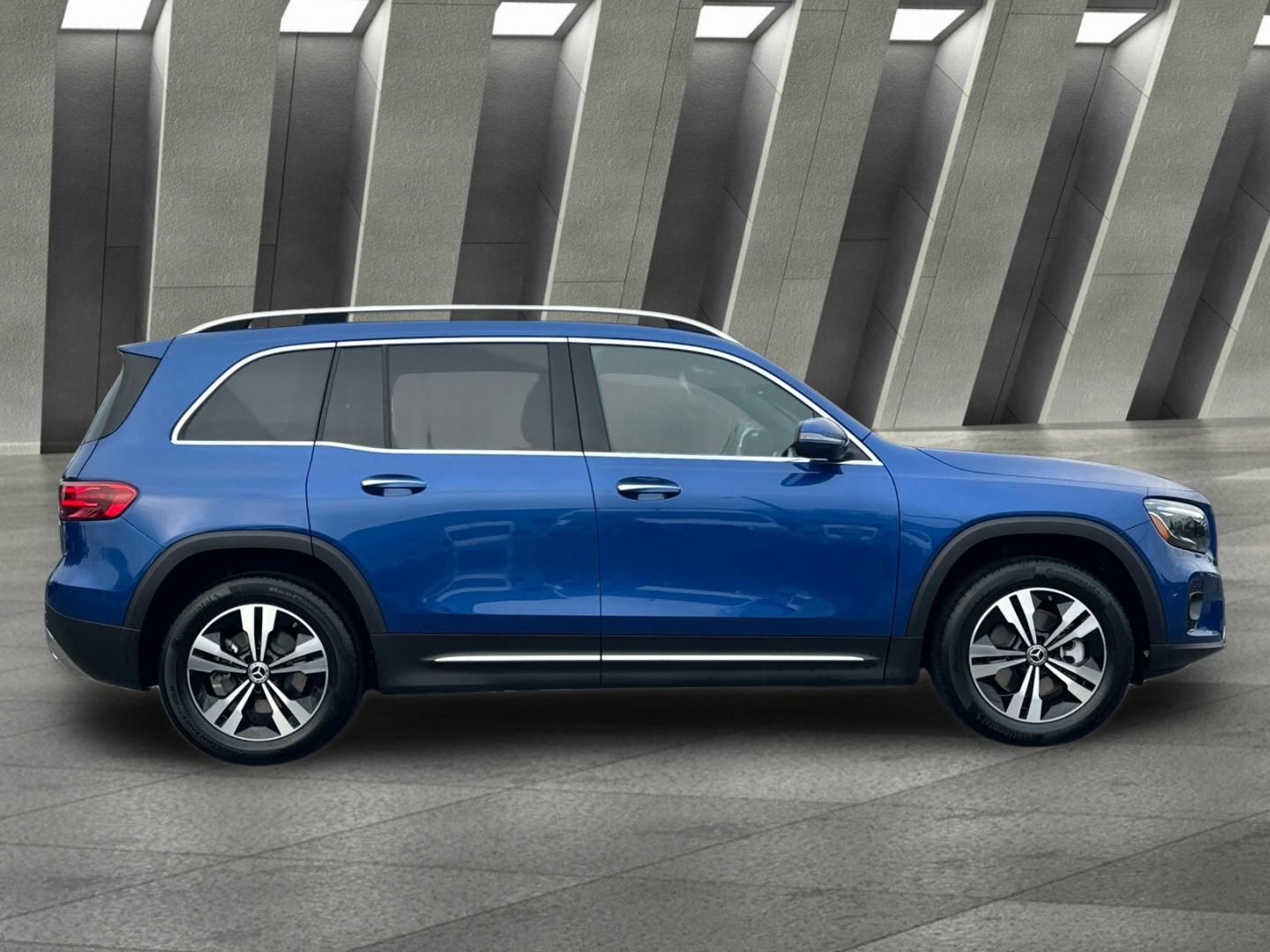 used 2025 Mercedes-Benz GLB car, priced at $38,498