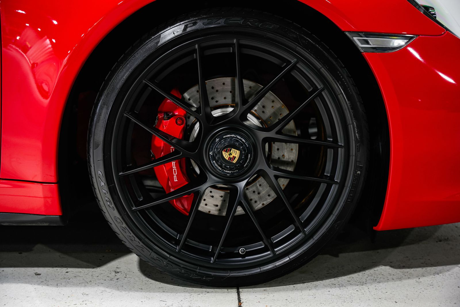 2017 Porsche 911 Targa 4 GTS — photo 47