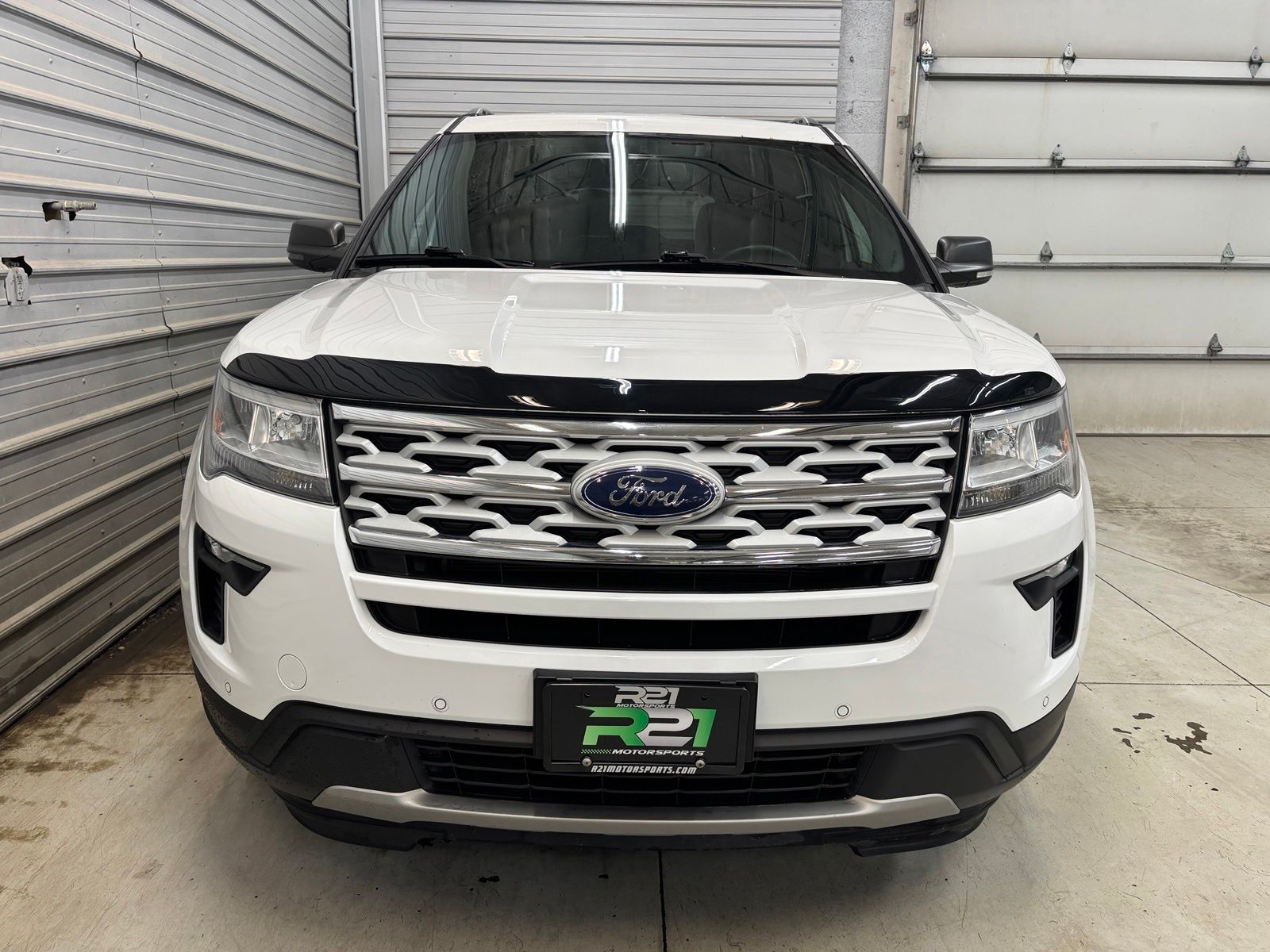 Photo 2 of 2019 Ford Explorer XLT
