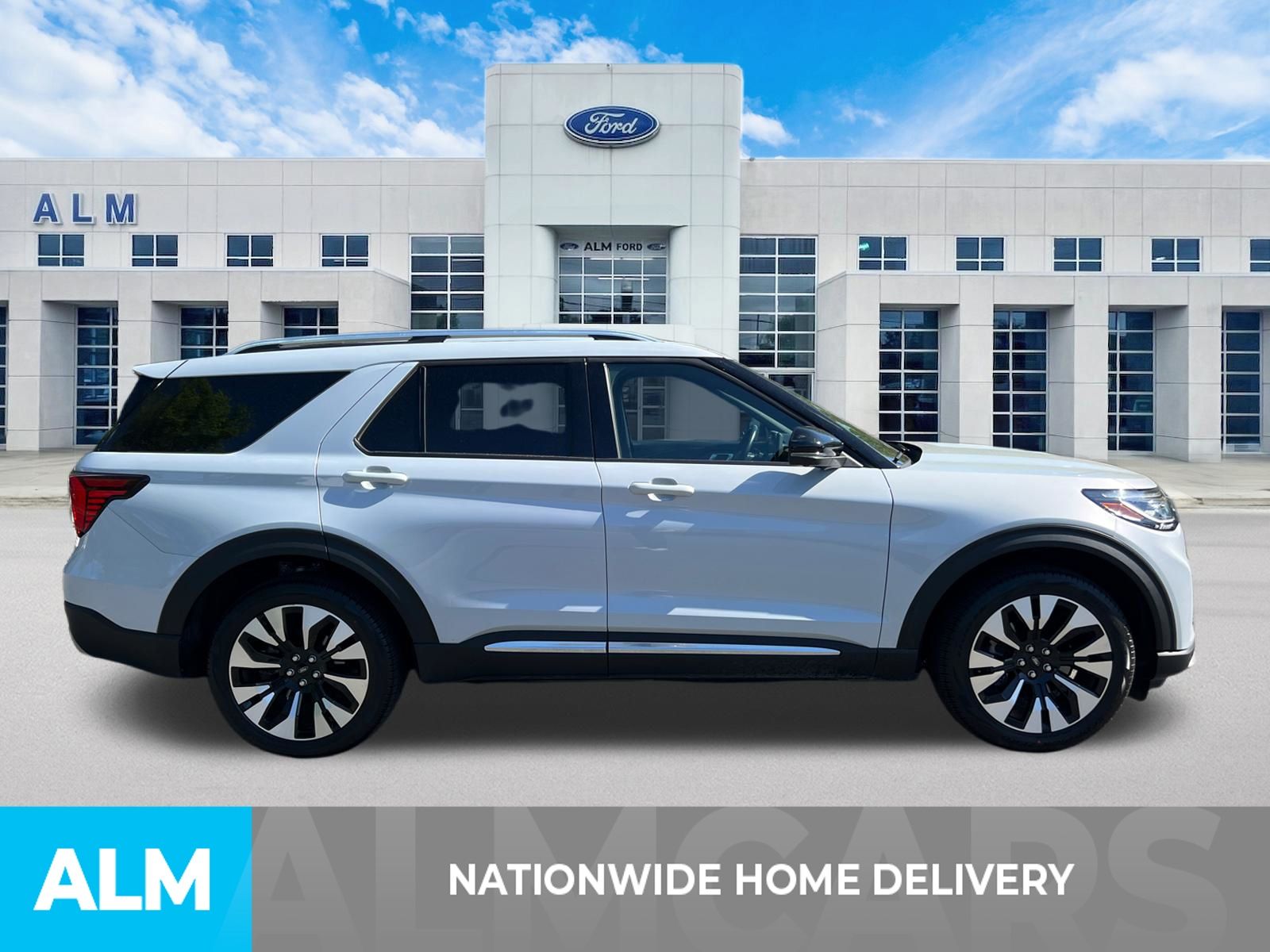 Used 2025 White Ford Platinum image 4