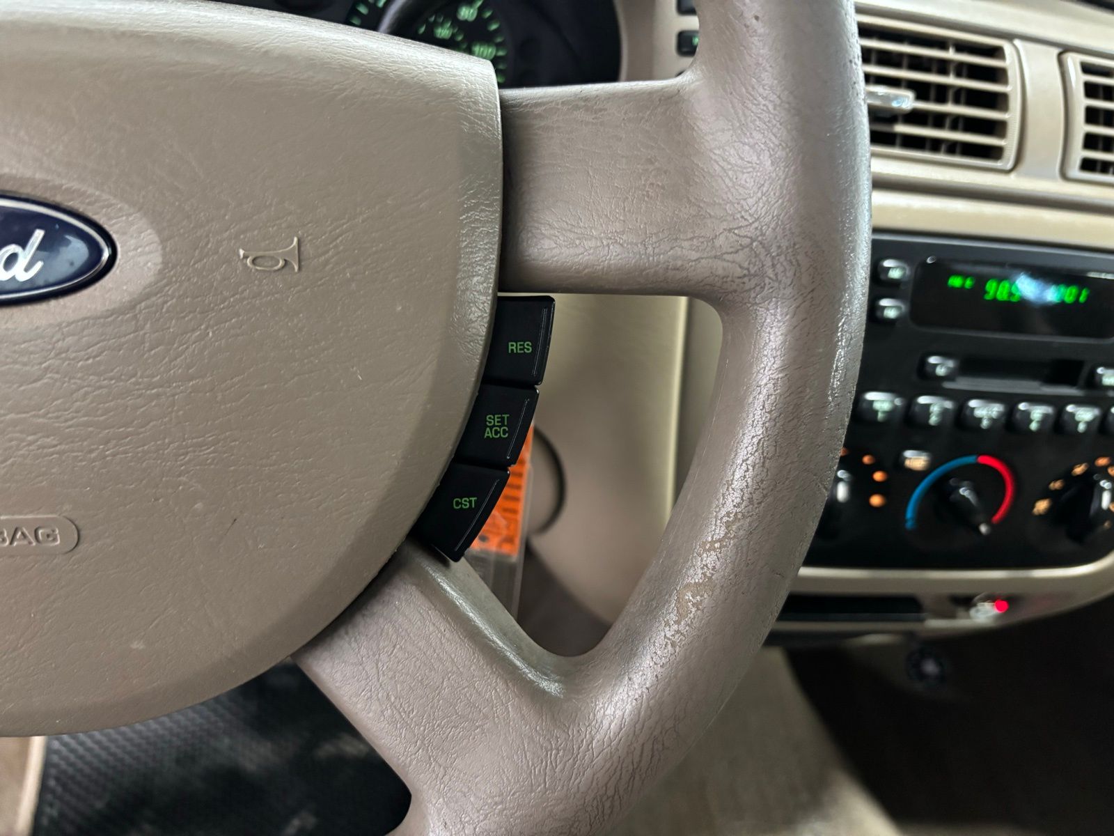 Used Car 2004 Ford Taurus  Se For Sale Under $10,000 In Austin, Texas