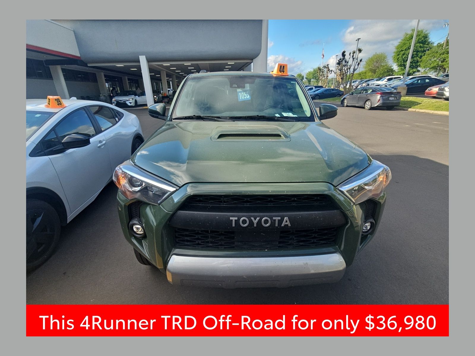 Army Green 2022 Toyota 4Runner TRD Off-Road 4WD SUV / Crossover Four-Wheel Drive 5-Speed Automatic