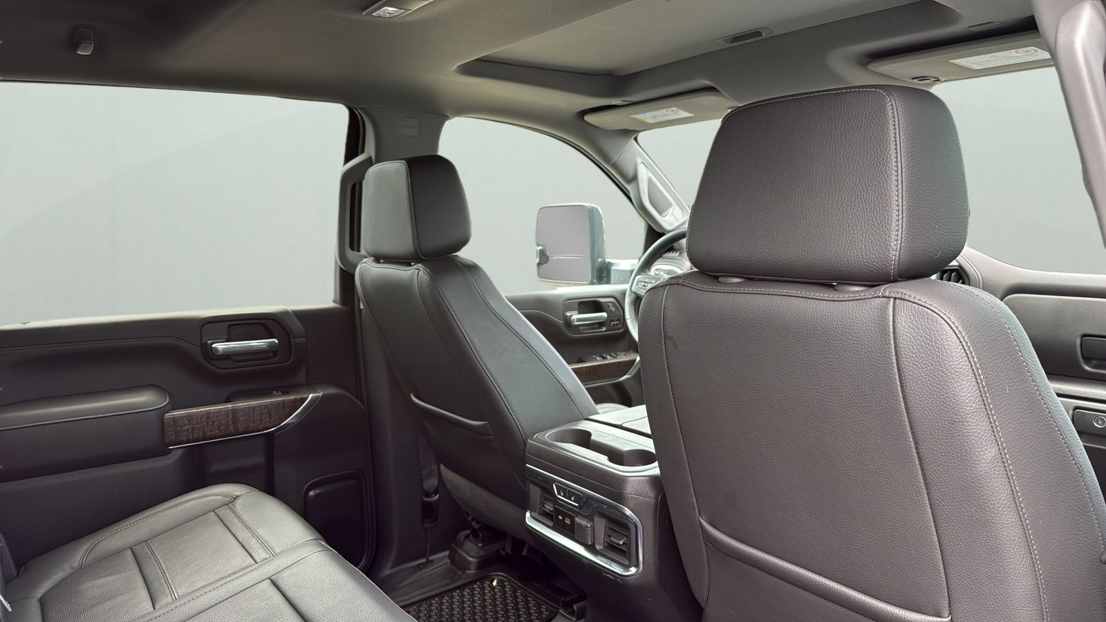 Used 2023 Green GMC Denali image 28