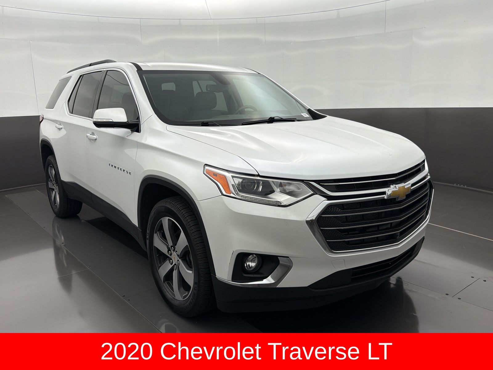 White (Iridescent Pearl Tricoat) 2020 Chevrolet Traverse SUV / Crossover Front-Wheel Drive 9-Speed Automatic