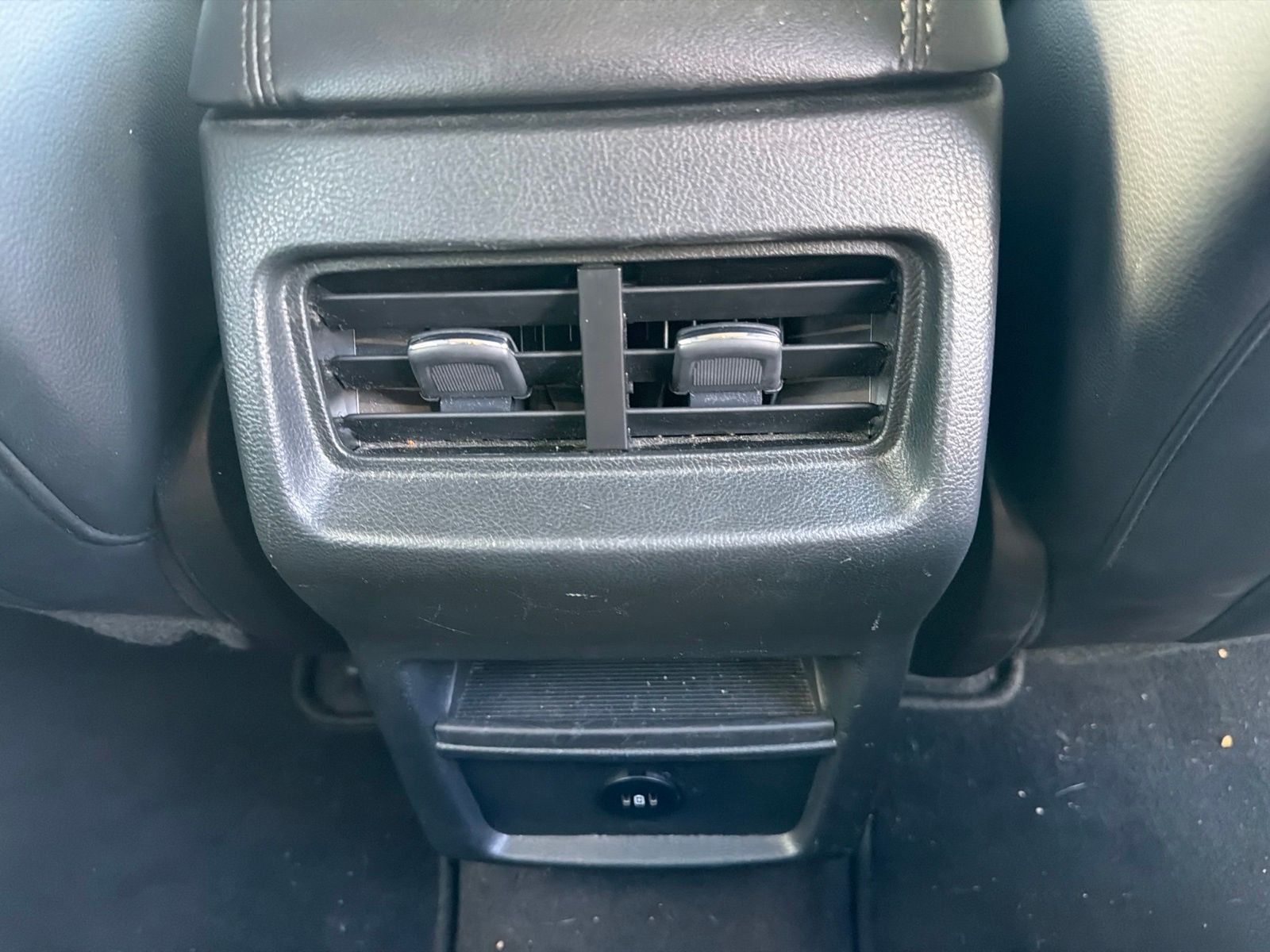 Certified Used 2024 Atlas Blue Metallic Ford SEL image 20