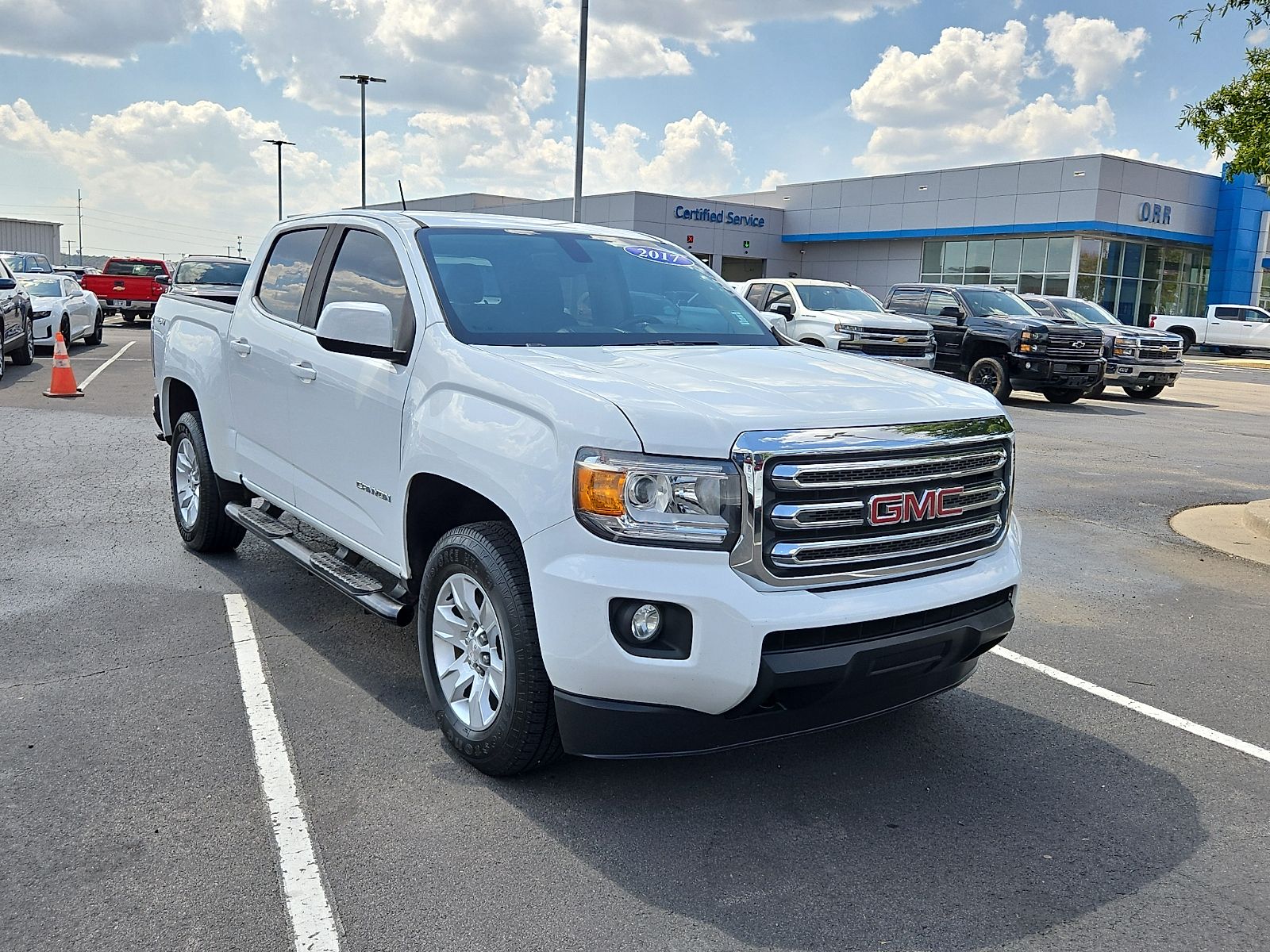 Summit White 2017 GMC Canyon Pickup Truck Four-Wheel Drive 8-Speed Automatic