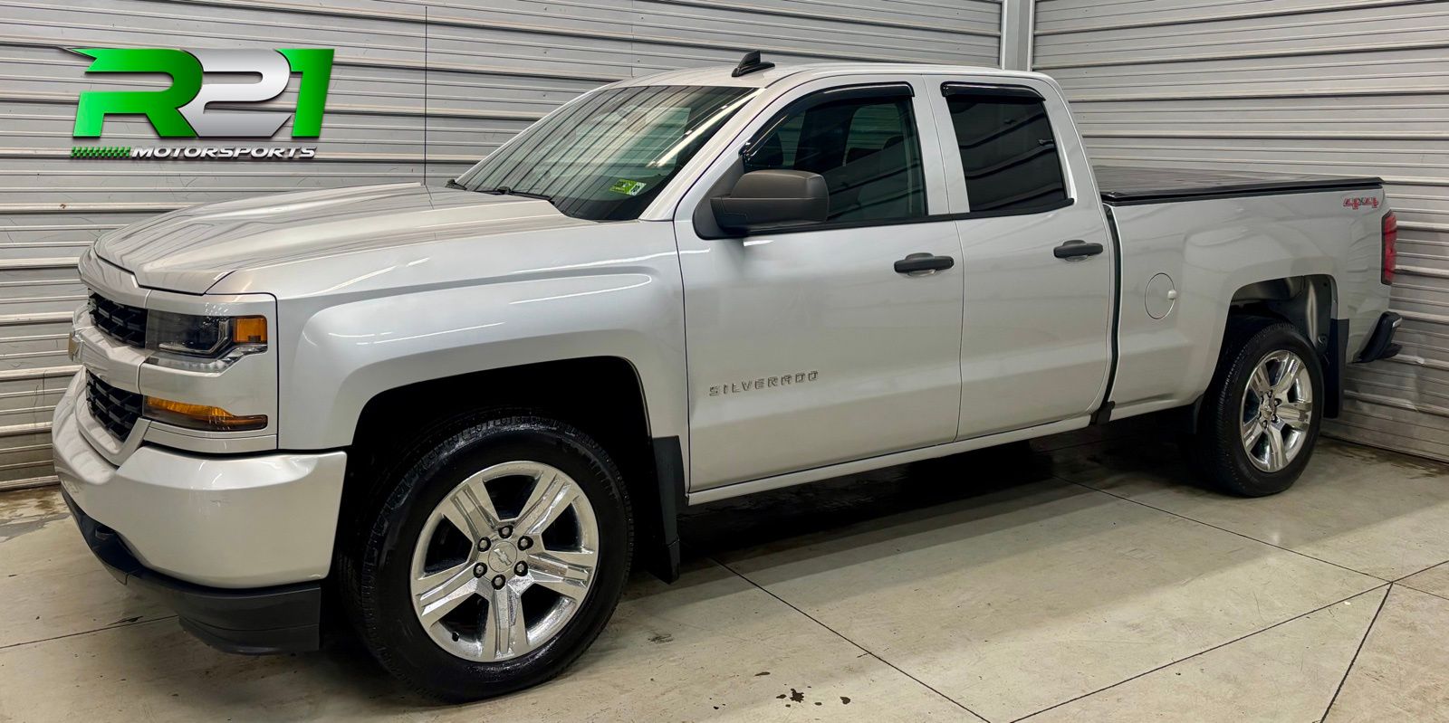 2005 Cadillac XLR Base for sale at R21 Motorsports