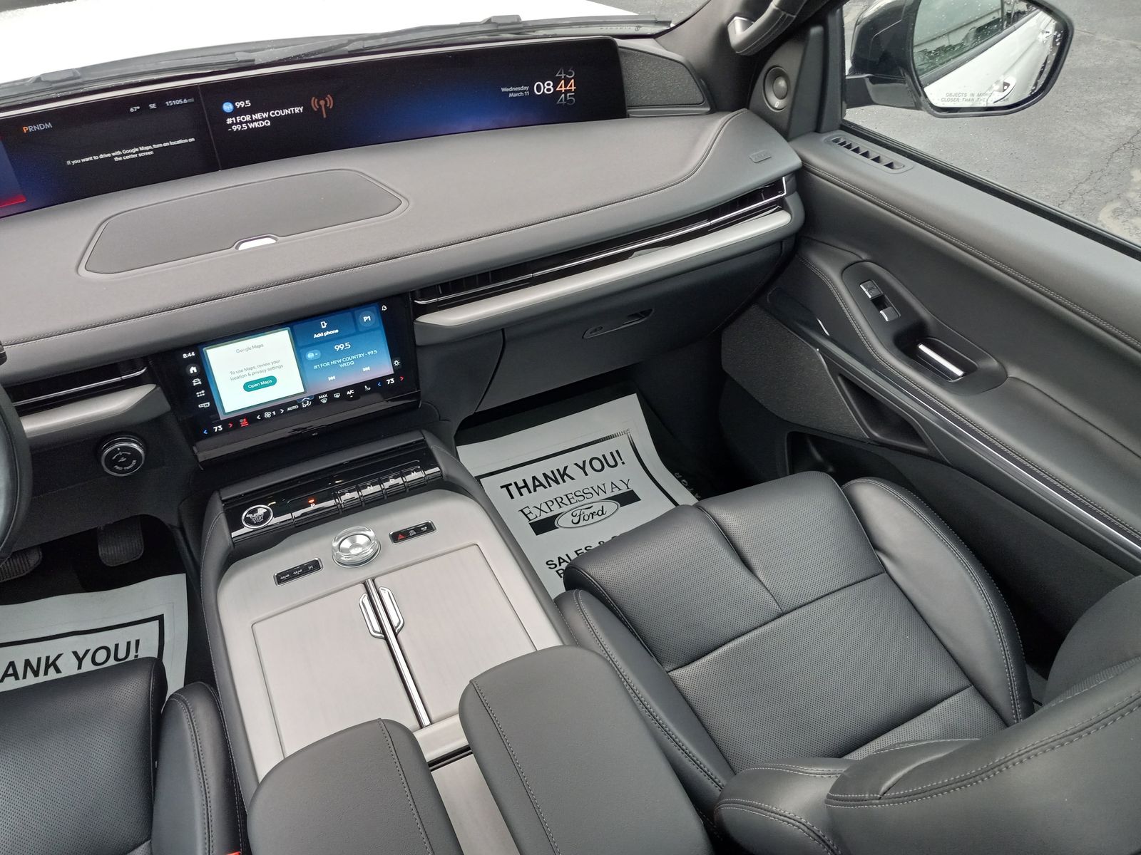 2025 Lincoln Navigator image 20