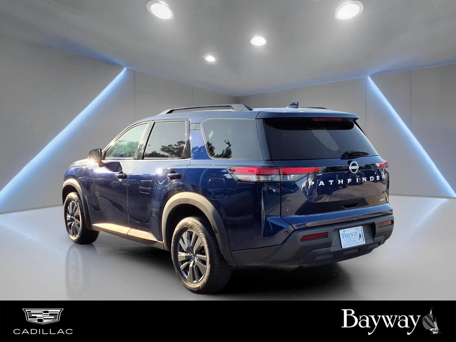 2025 Nissan Pathfinder SV - 7