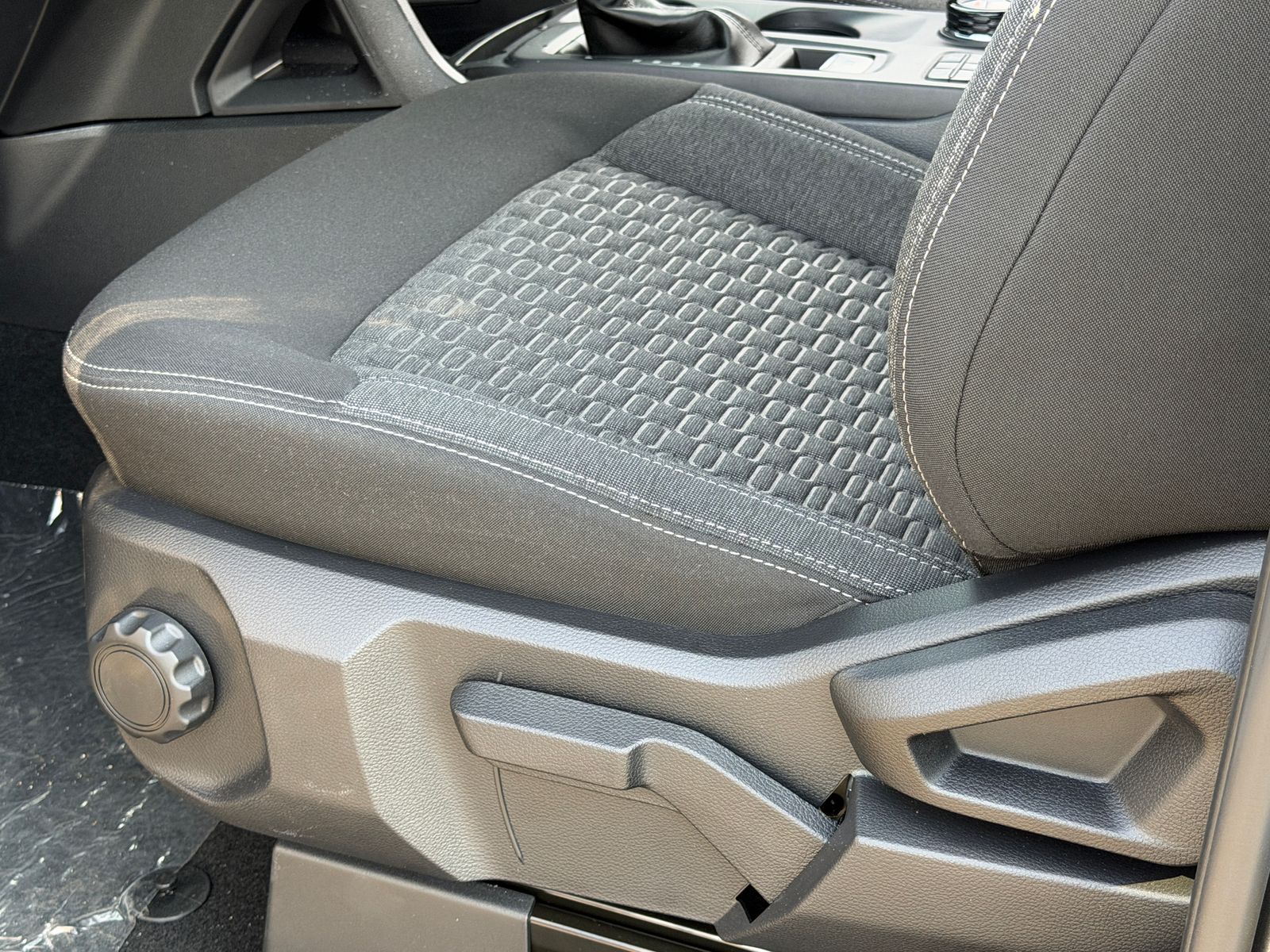 New 2026 Carbonized Gray Metallic Ford XL image 21