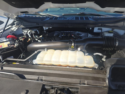 Used 2024 White Ford XLT image 15