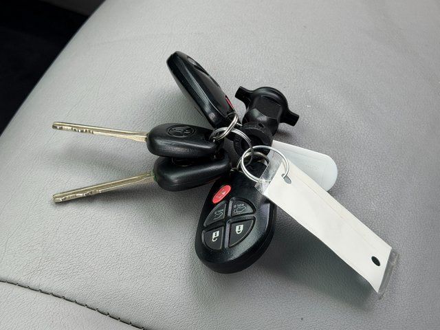 Used 2013 Magnetic Gray Metallic Toyota SE image 27