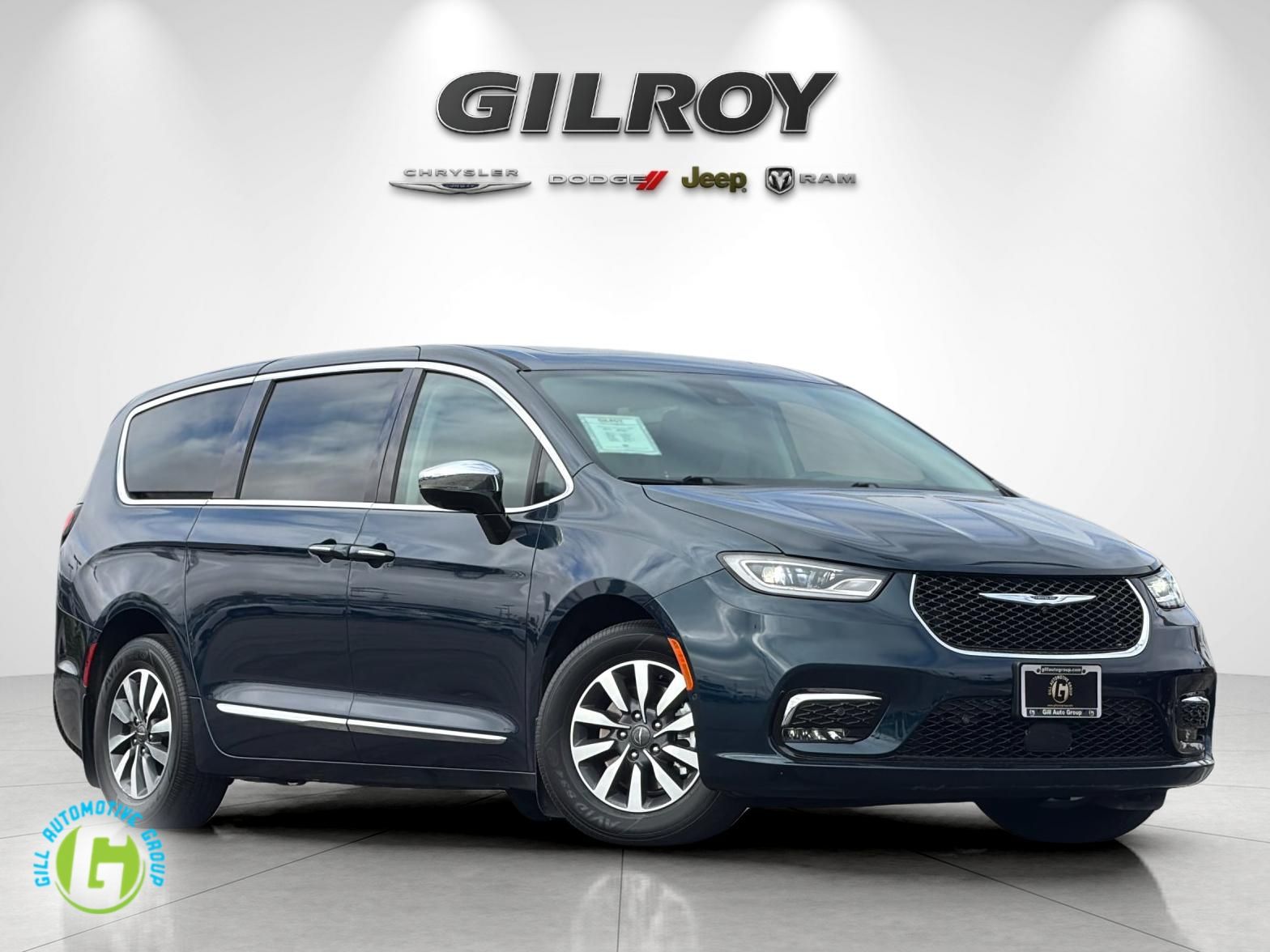 Blue Pearl 2023 Chrysler Pacifica Hybrid Minivan Front-Wheel Drive Continuously Variable Transmission