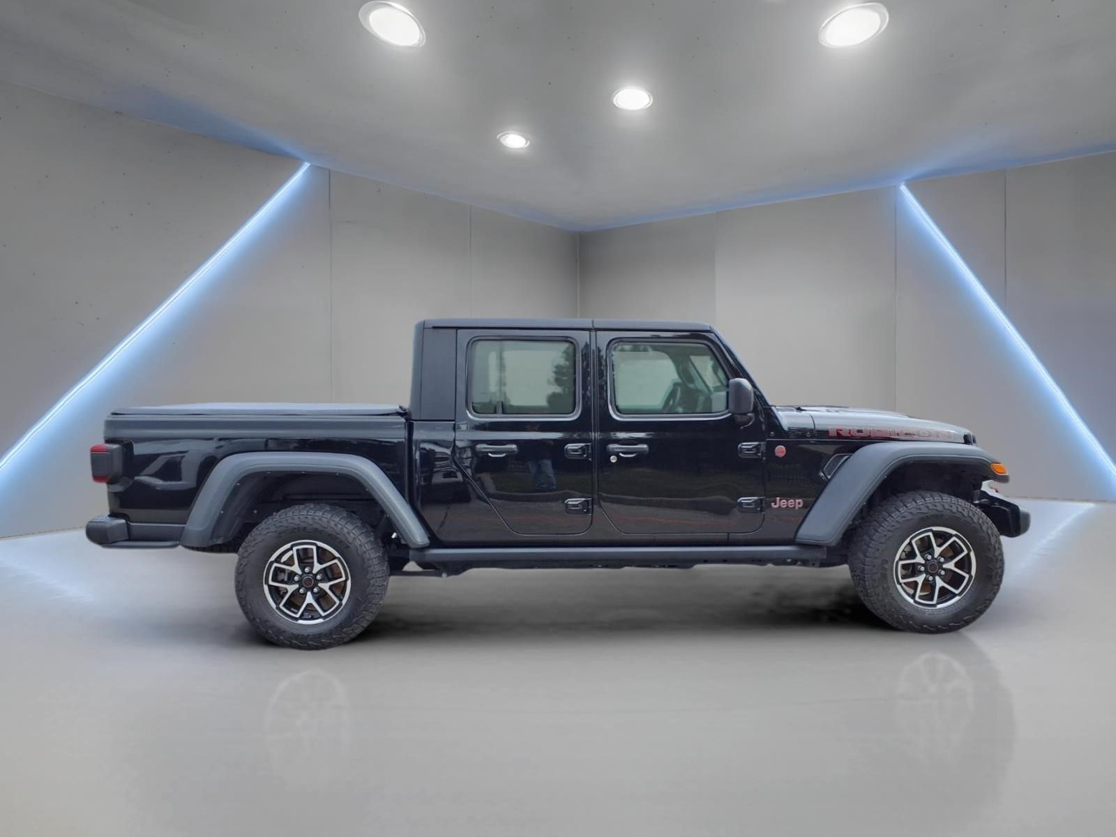 2024 Jeep Gladiator Rubicon Black at DeMontrond Auto Country