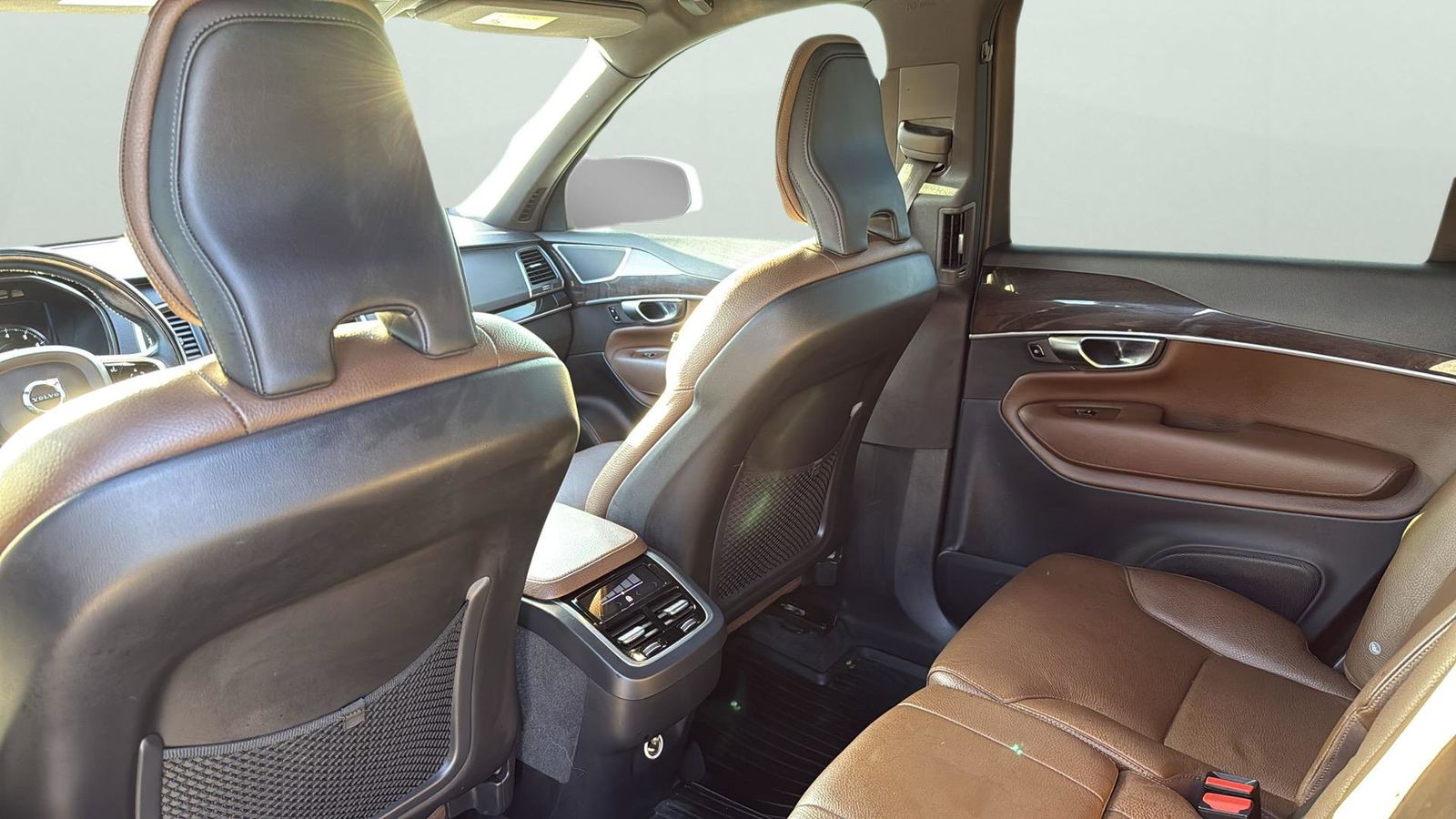 Used Car 2019 Volvo Xc90  T6 Momentum For Sale Under $20,000 In Austin, Texas