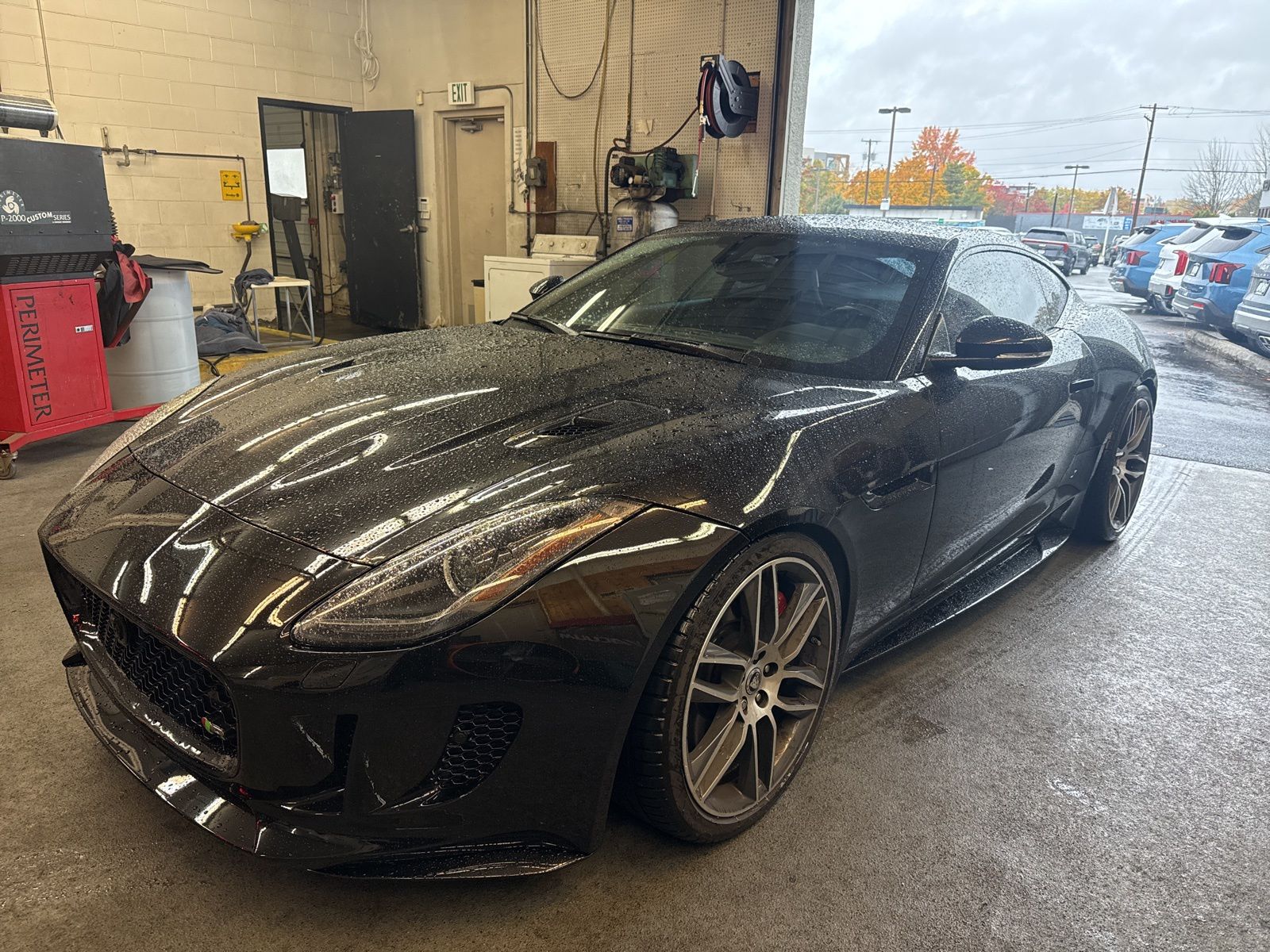2016 Jaguar F-TYPE R 2016 Jaguar F-TYPE R