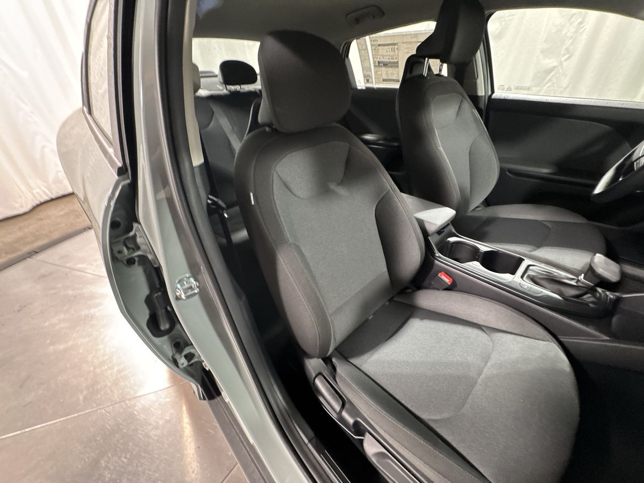 2025 Kia K4 LXS photo 22