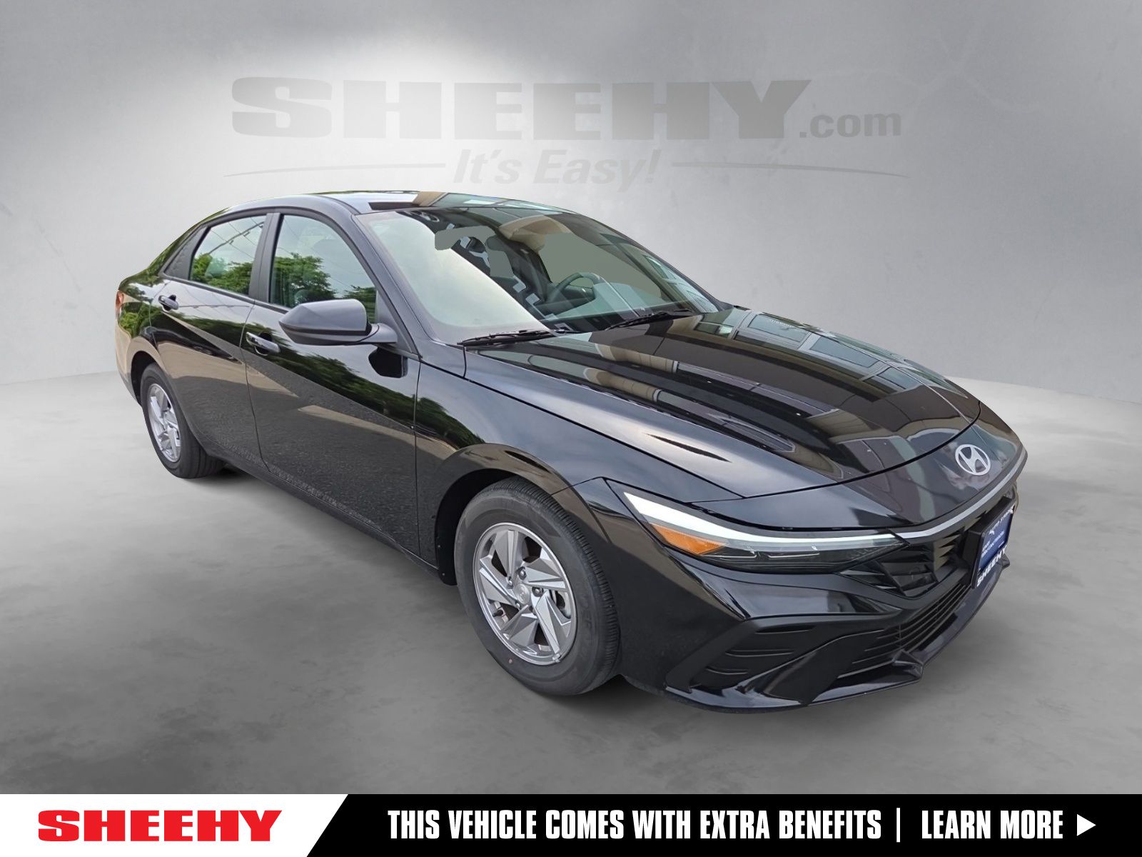 Abyss Black 2025 Hyundai Elantra Sedan Front-Wheel Drive Continuously Variable Transmission
