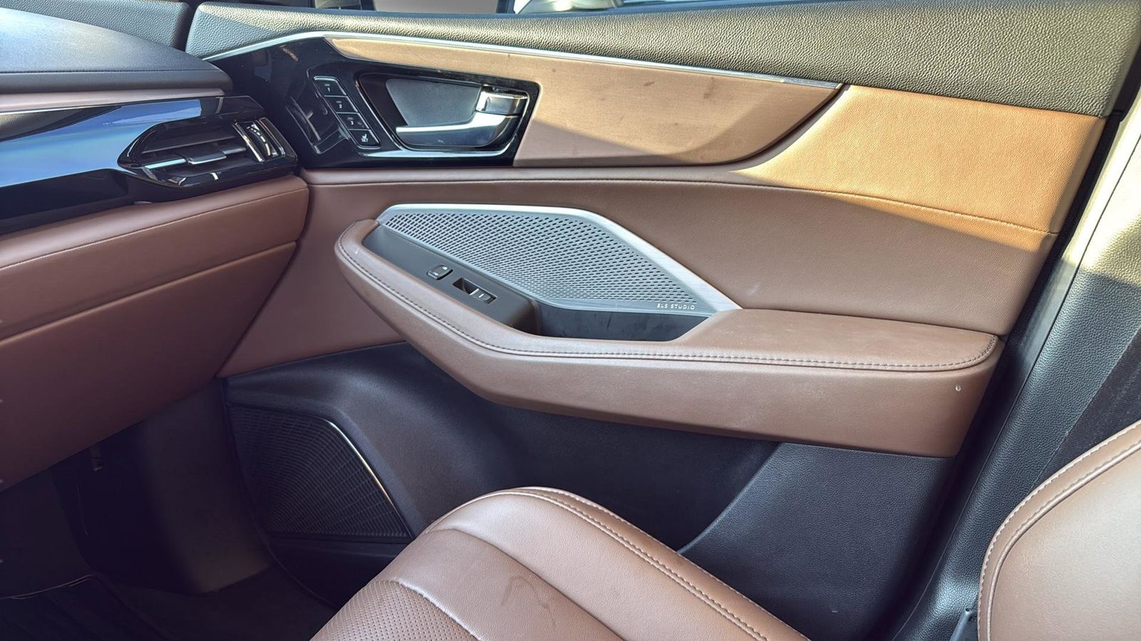 Used Car 2024 Acura Mdx  Technology For Sale Under $50,000 In Austin, Texas