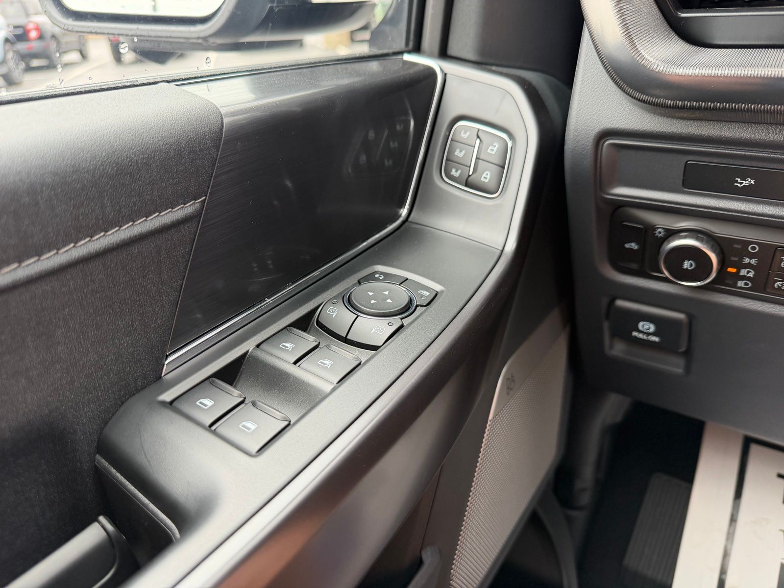 2026 Ford F-150 image 28