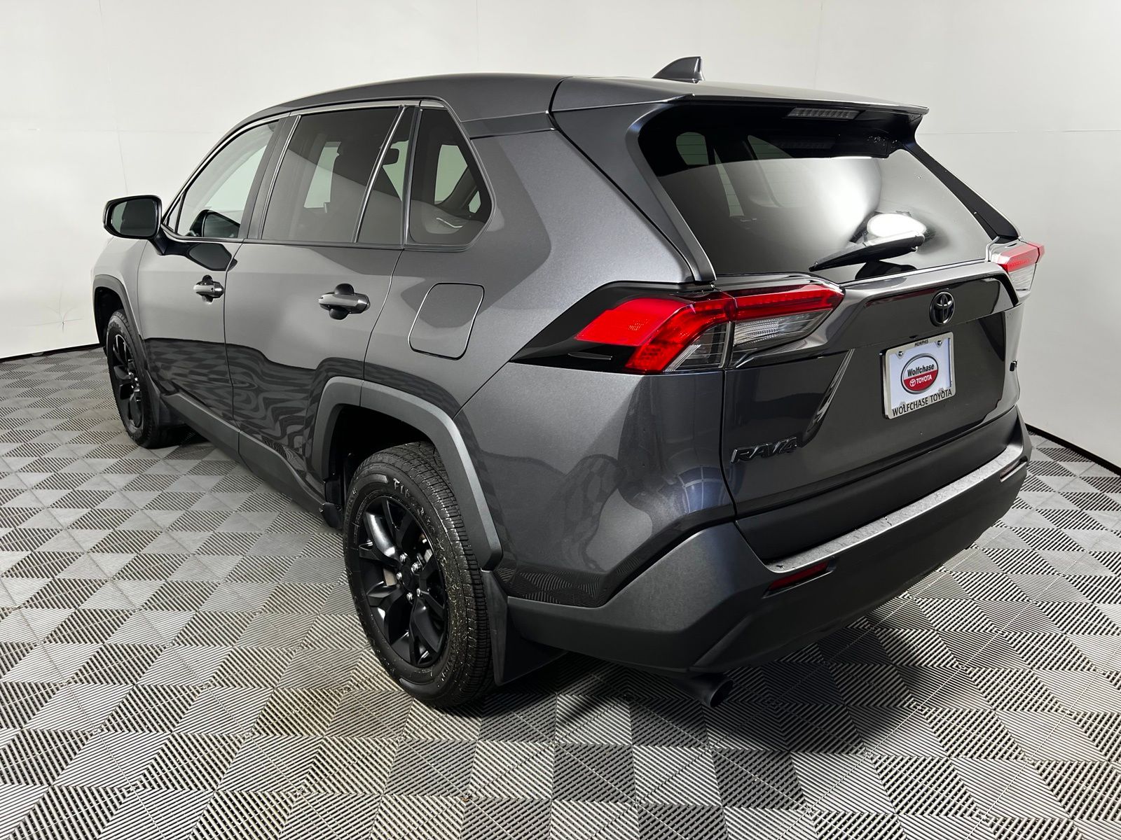 Thumbnail: 2023 Toyota RAV4 - 7