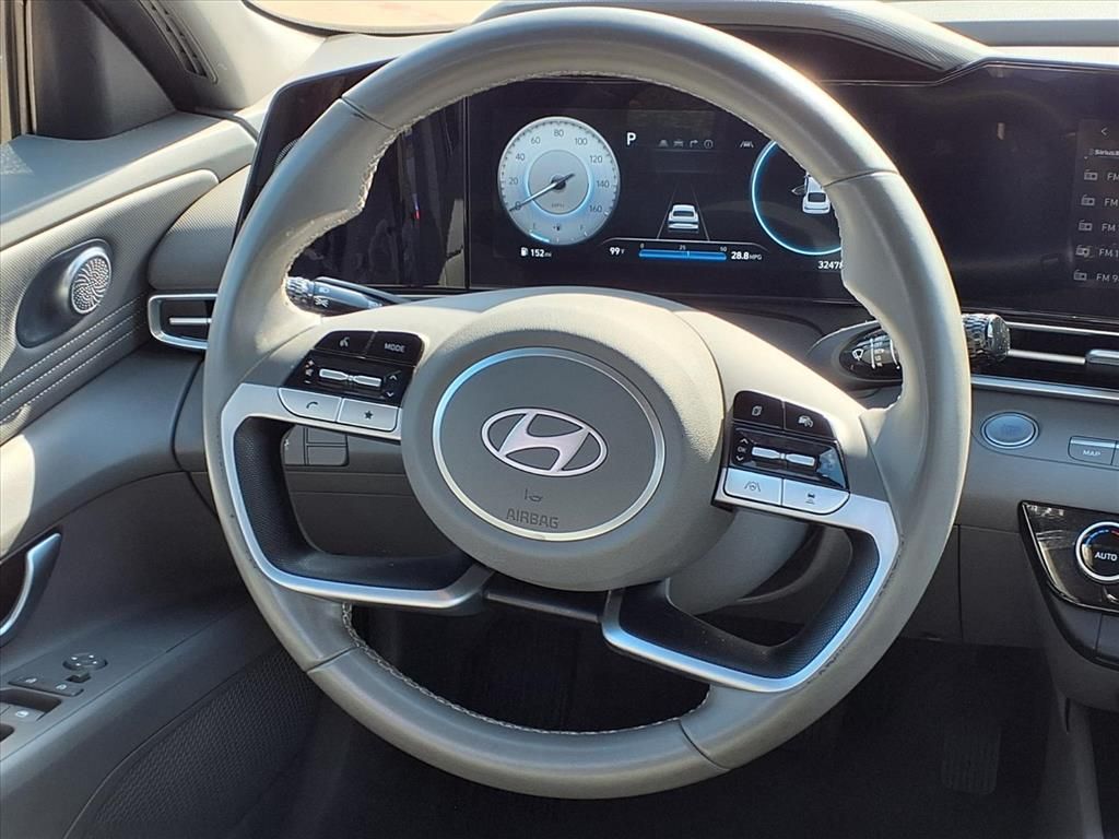 2025 Hyundai Elantra SEL Convenience Black at DeMontrond Gulf Freeway