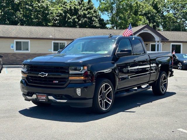 2018 Chevrolet Silverado 1500 LT Z71 4X4 Double Cab Std Box's photo