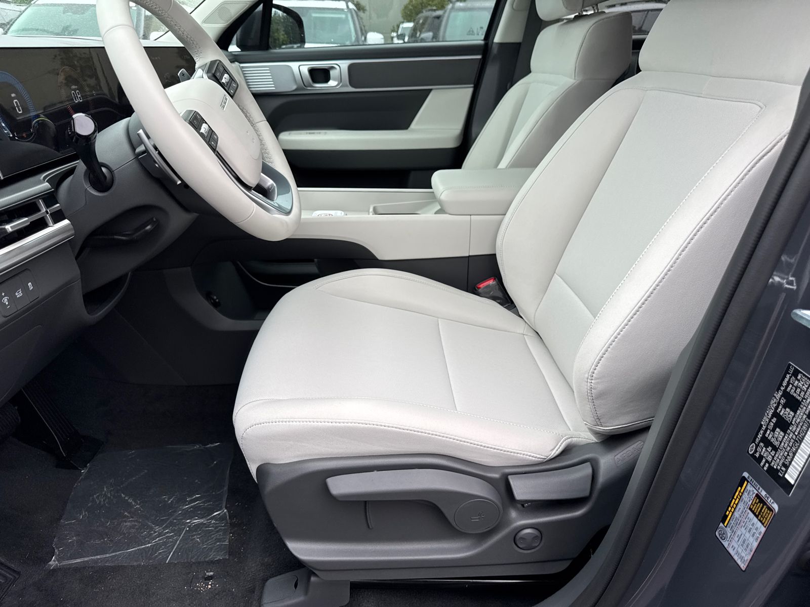 New 2026 Gray Hyundai SE image 10