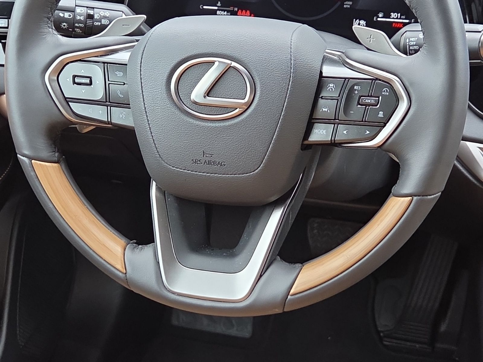 Used 2026 Green Lexus 350 Premium image 22
