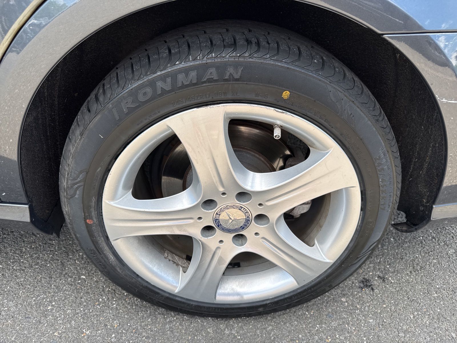 Used 2014 Steel Gray Metallic Mercedes-Benz E 350 image 25
