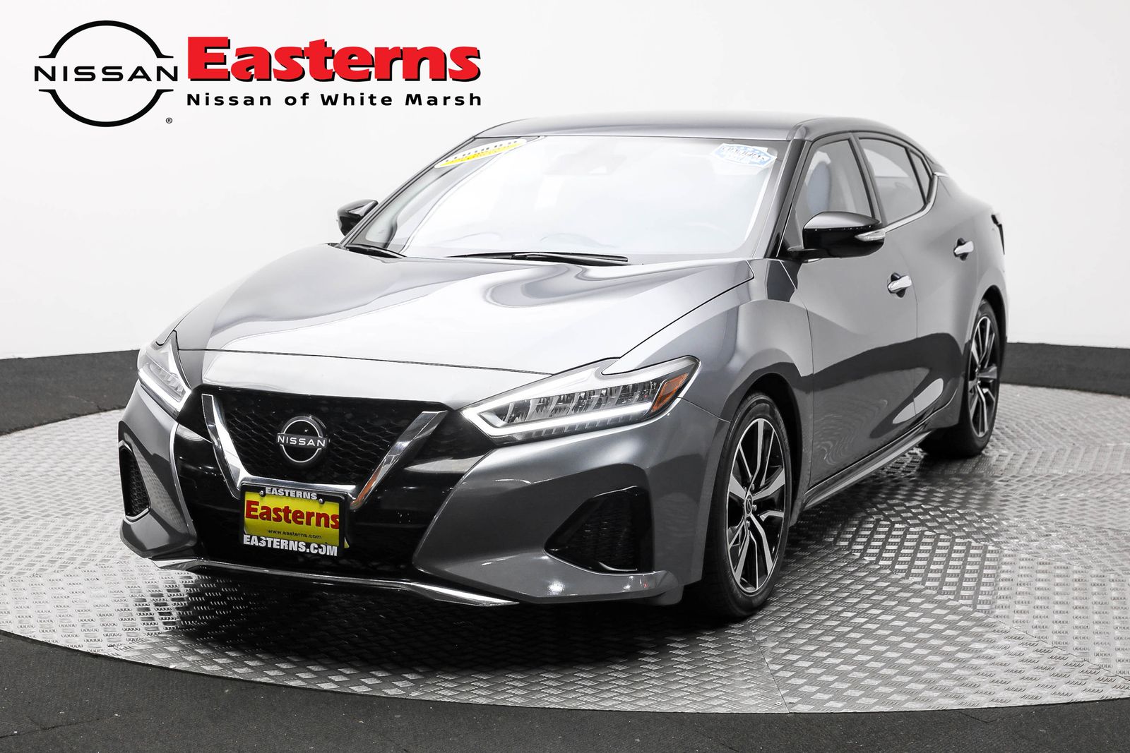 2023 Nissan Maxima SV's photo