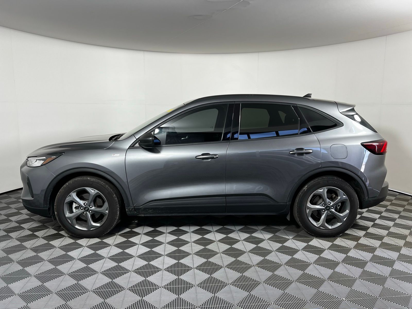 Thumbnail: 2025 Ford Escape - 8