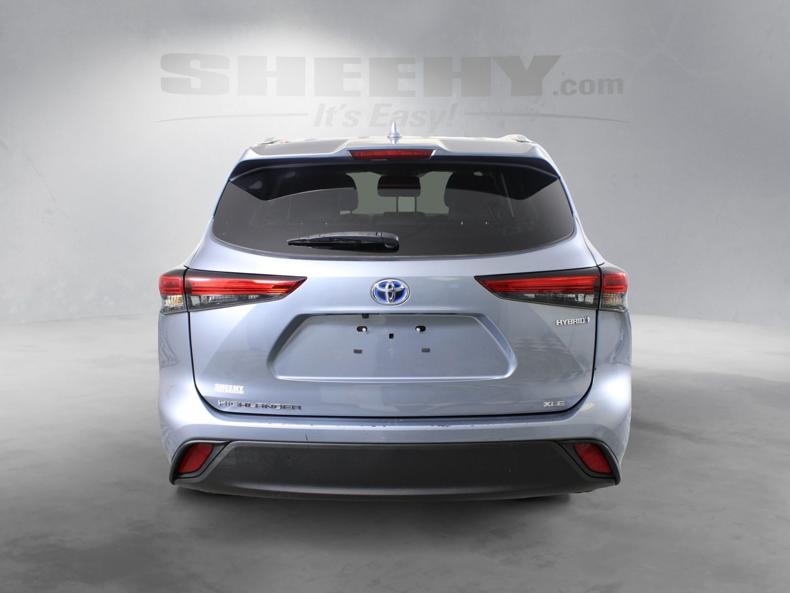 Used 2023  Toyota XLE image 14