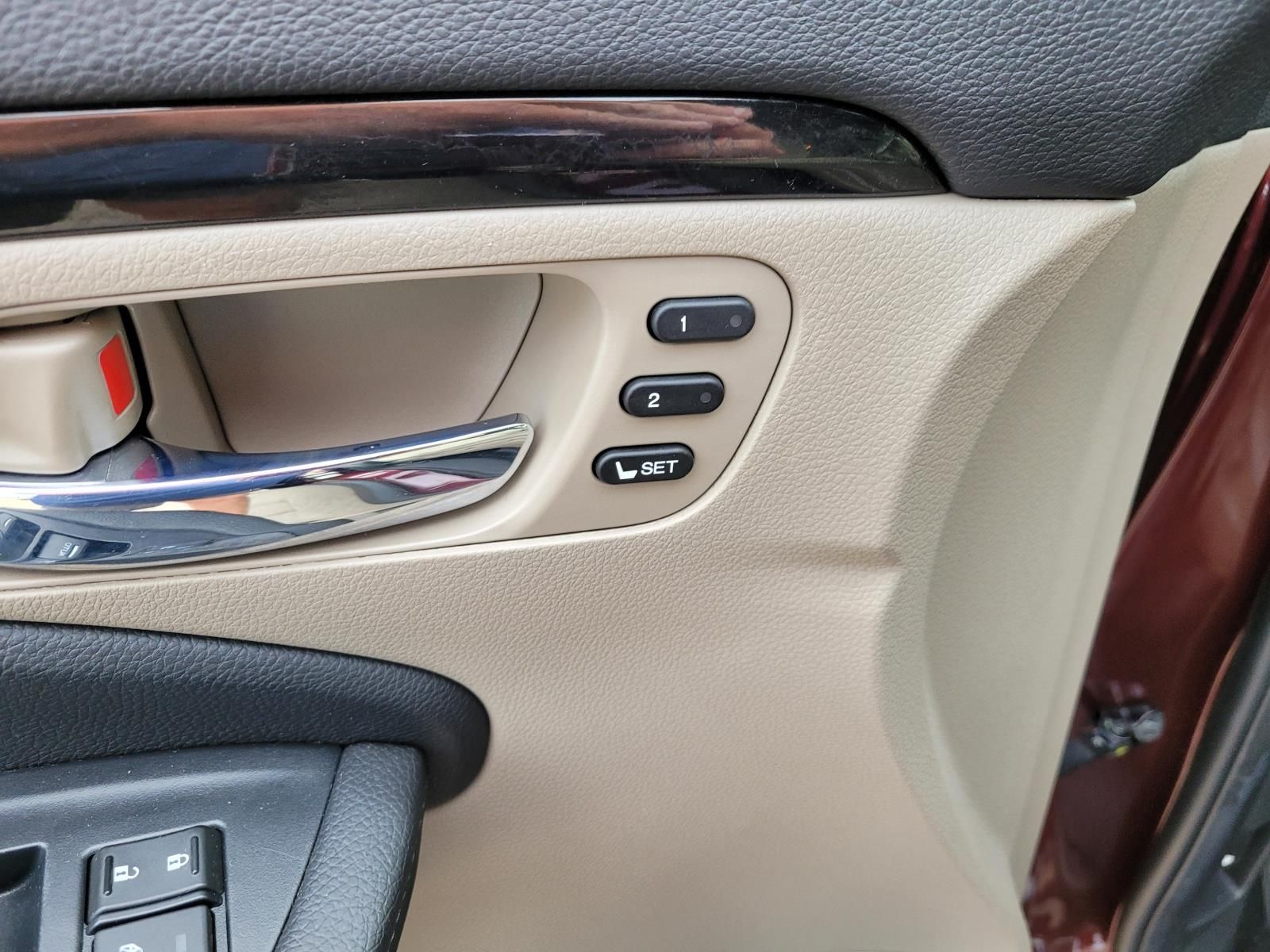 used 2022 Honda Pilot car, priced at $27,380