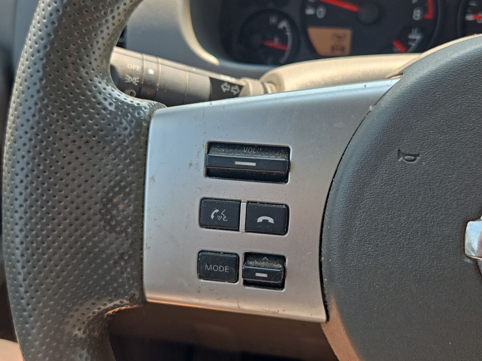 Used 2019 Gray Nissan SV image 33
