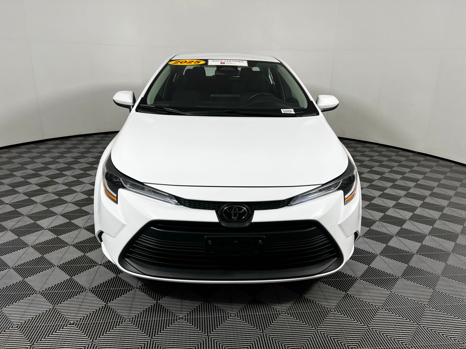 Thumbnail: 2025 Toyota Corolla - 2