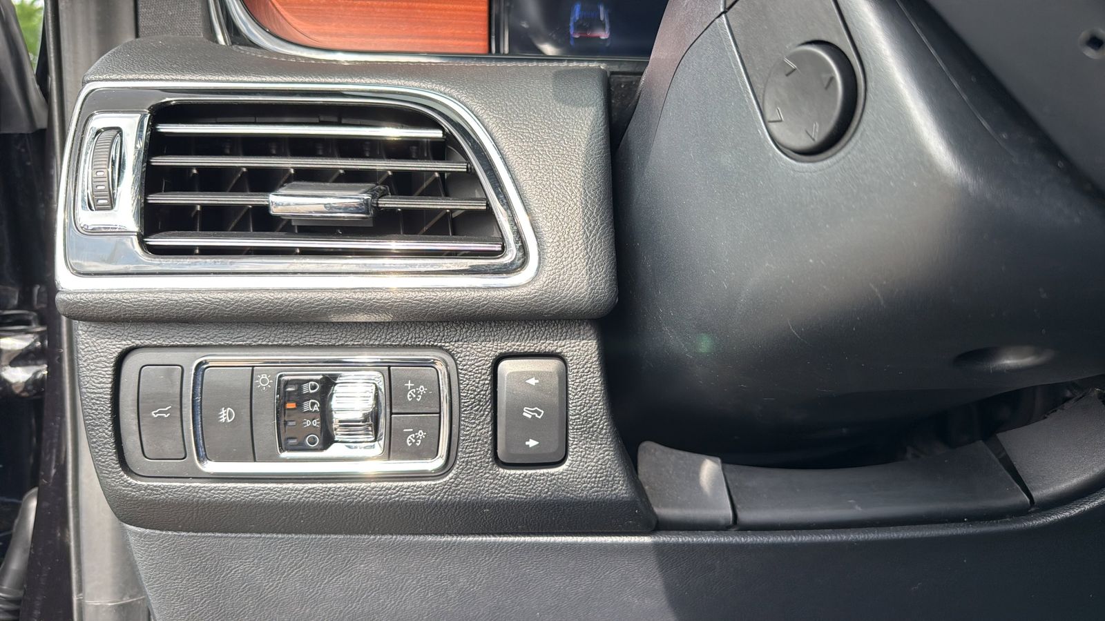 Used Car 2022 Lincoln Navigator L  Reserve For Sale Under $50,000 In Austin, Texas