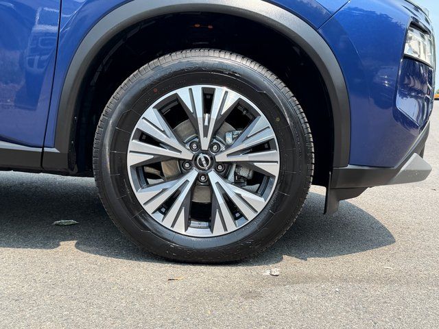 Used 2023 Blue Nissan SV image 25