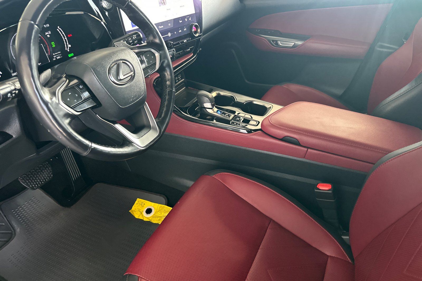 View vehicle photo 7