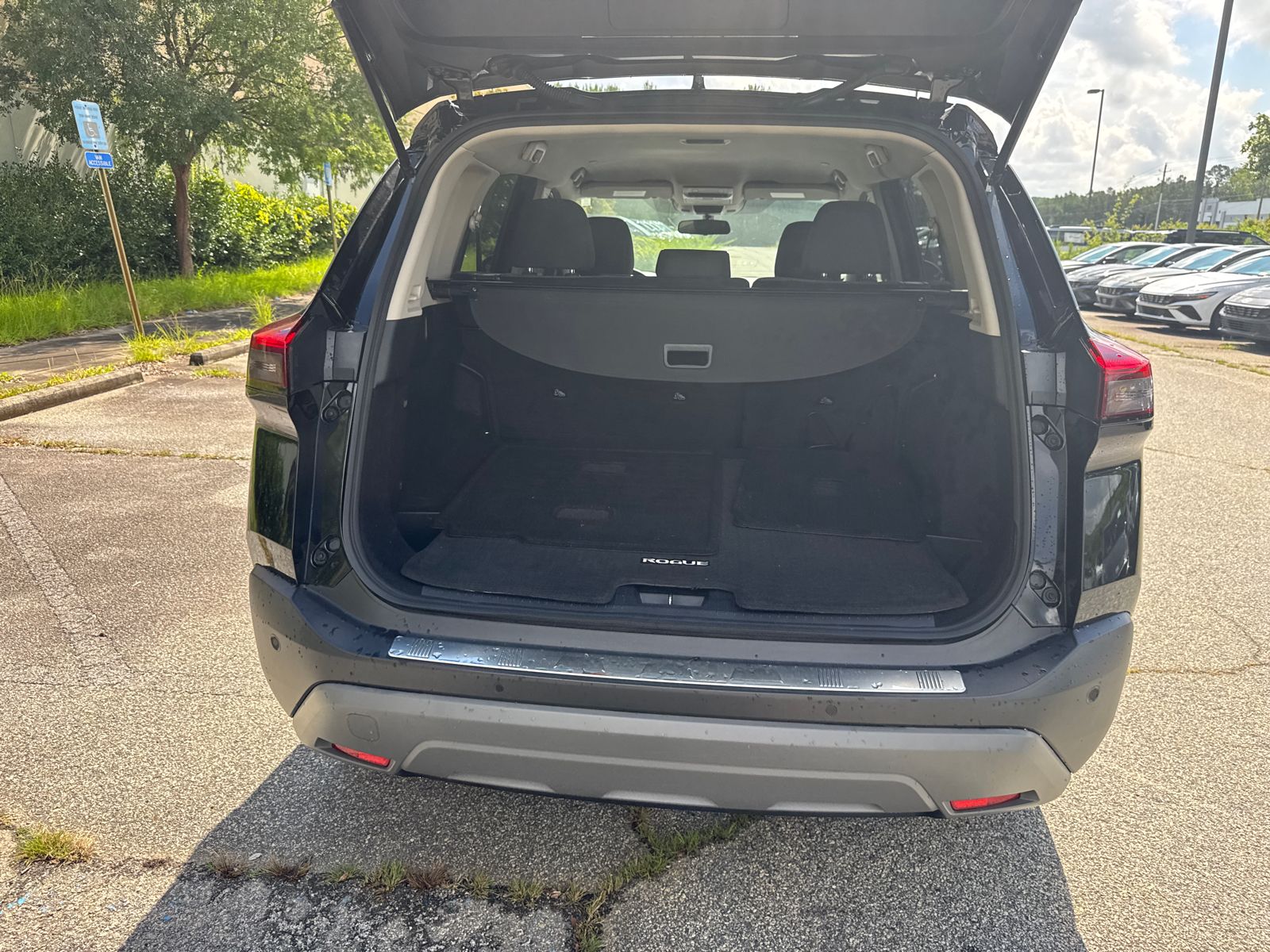 Used 2023 Black Nissan SV image 18