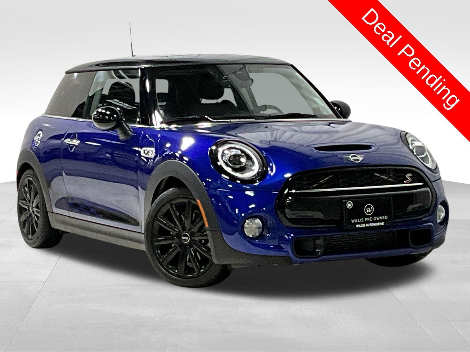 Starlight Blue Metallic 2019 MINI Cooper S 2-Door Hatchback FWD Hatchback Front-Wheel Drive 6-Speed Automatic