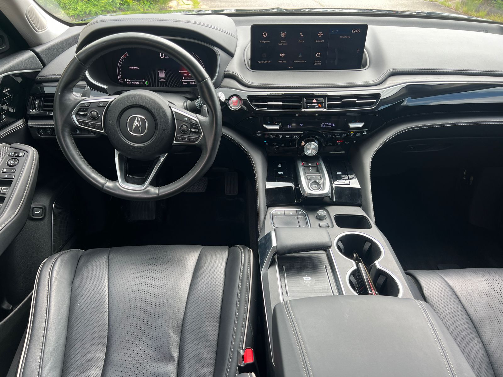 Used 2024 Majestic Black Pearl Acura Advance image 24